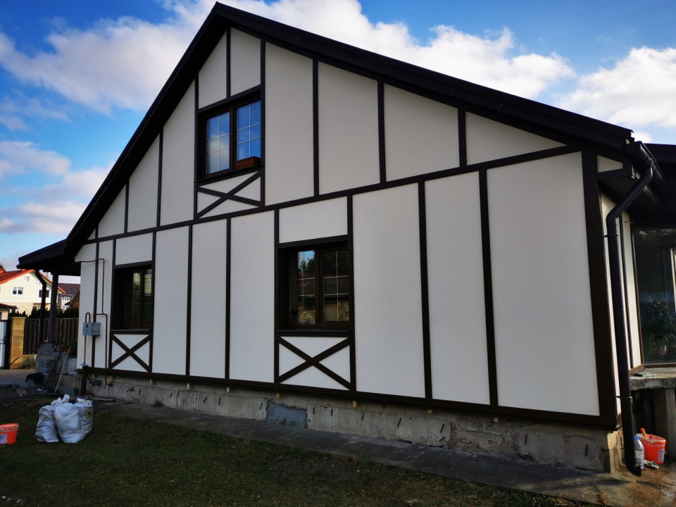 Реконструкция фасада деревянного дома